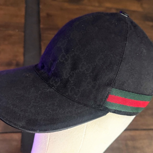 Gucci Black Leather Strap - Picture 1 of 12